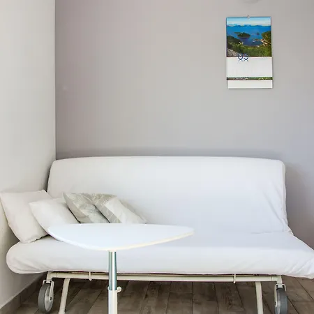 Franci Pag With Heating And Open Year * 파그