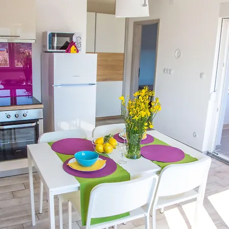 Franci Apartment Pag Town