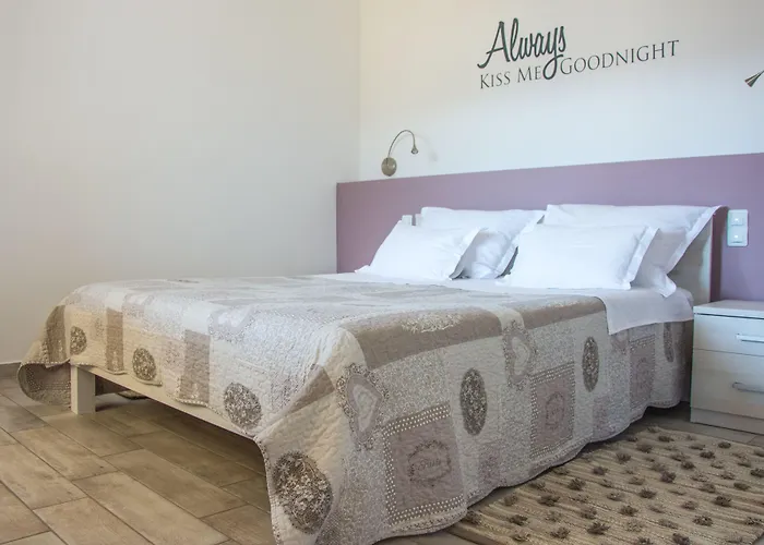 Franci Pag With Heating And Open Year Apartman