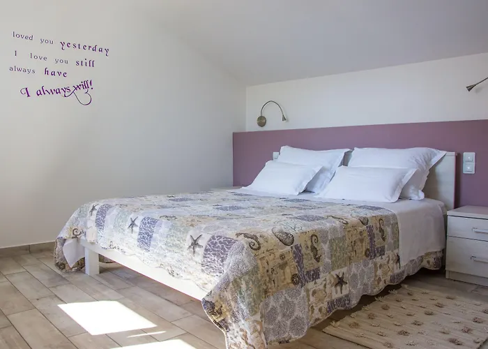 Apartment Franci Pag Town
