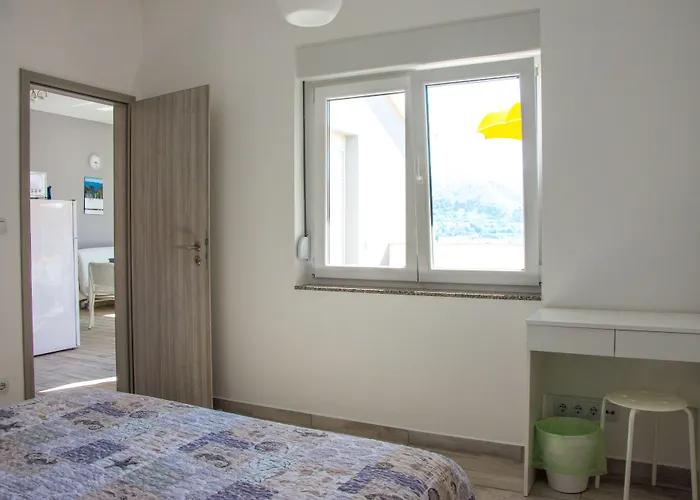 Franci Pag With Heating And Open Year *