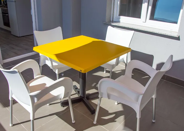 Apartman Franci Pag With Heating And Open Year *