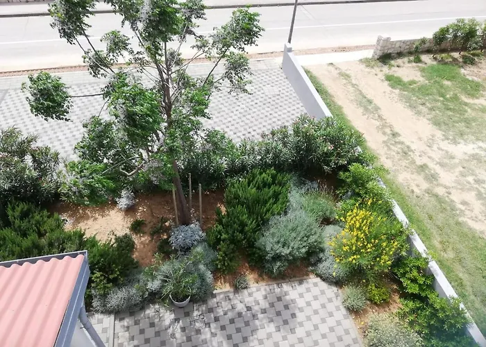 Apartman Franci Pag With Heating And Open Year Pag Town