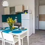 Franci Pag With Heating And Open Year 아파트 *
