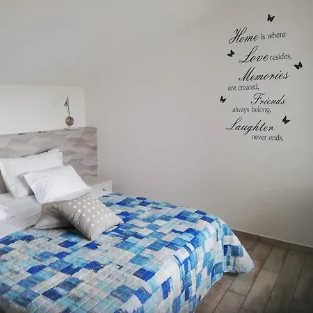 Franci Pag With Heating And Open Year Apartament *