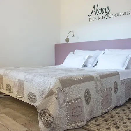Franci Pag With Heating And Open Year Apartament
