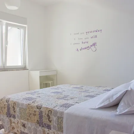 Franci Pag With Heating And Open Year Appartement *