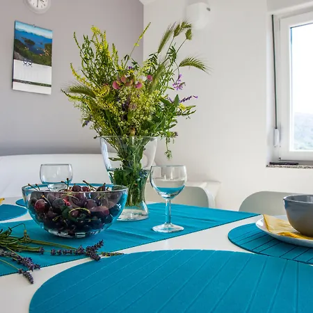 Appartamento Franci Pag With Heating And Open Year Pag Town
