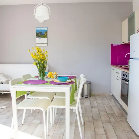 Apartament Franci Pag With Heating And Open Year