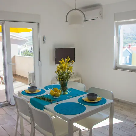 Franci Pag With Heating And Open Year Appartamento Pag Town