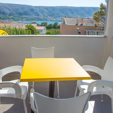 Franci Pag With Heating And Open Year Apartament