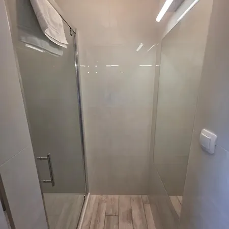 Apartament Franci Pag With Heating And Open Year Pag Town