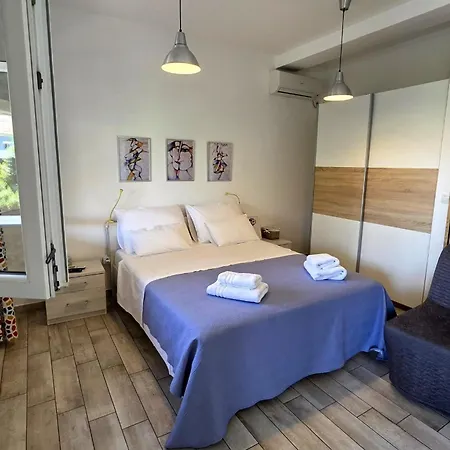 Franci Pag With Heating And Open Year Apartament Pag Town