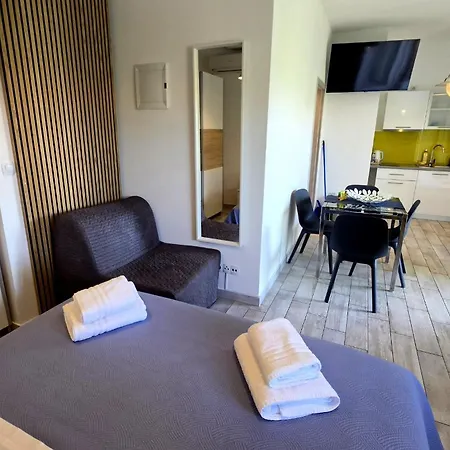 Franci Pag With Heating And Open Year Apartament Pag Town