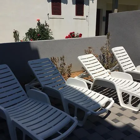 Franci Pag With Heating And Open Year * Pag Town