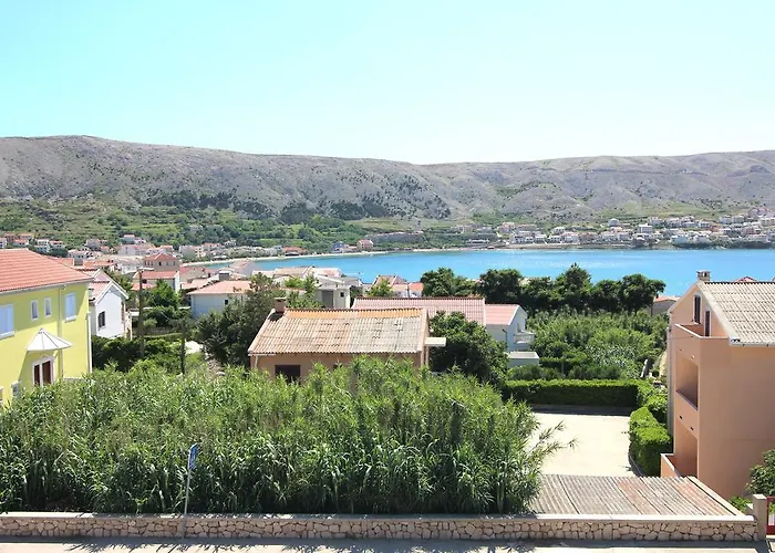 Appartement Franci Pag With Heating And Open Year Pag Town